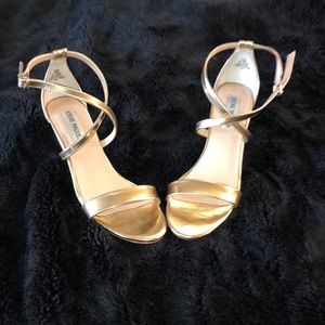 Steve Madden strappy sandals